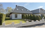 Gewachsenes Zuhause – Eigenes Haus, eigener Garten, eigener Teich mit Garage + Feuer im Wohnzimmer - Einfamilienhaus Schwerin Wüstmark | Angebot:25638280