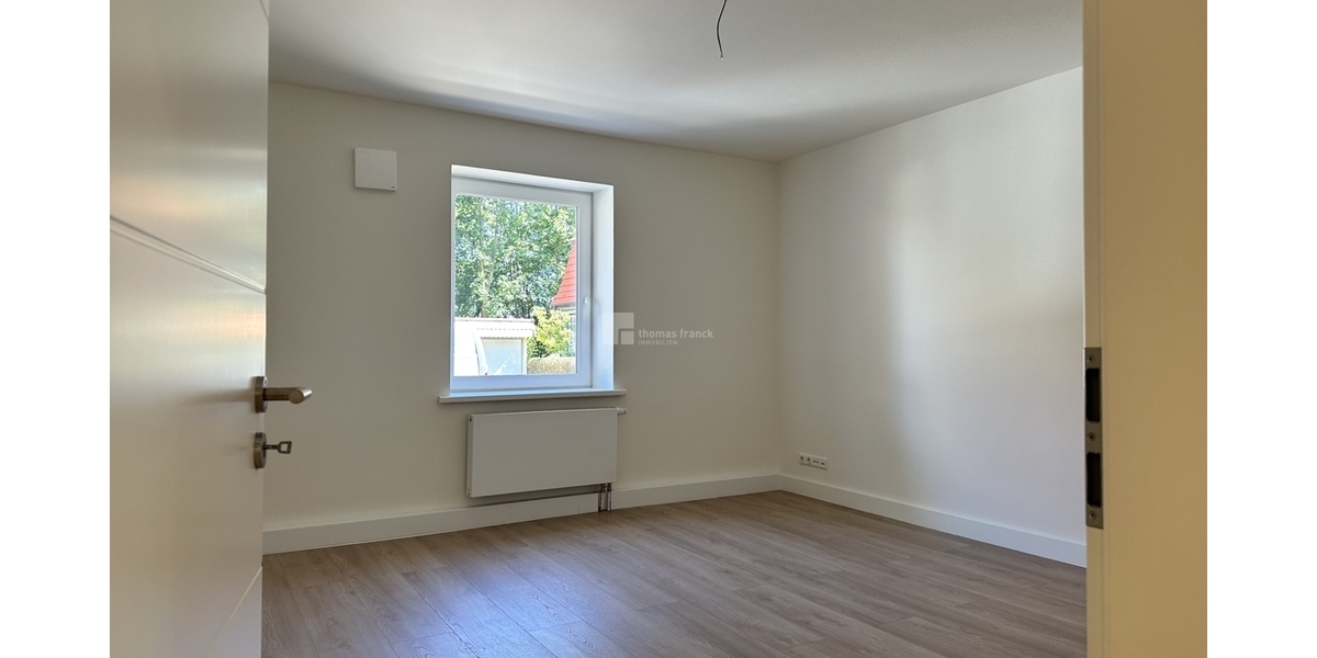 das grosse Zimmer vom Flur aus