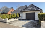 Gewachsenes Zuhause – Eigenes Haus, eigener Garten, eigener Teich mit Garage + Feuer im Wohnzimmer - Einfamilienhaus Schwerin Wüstmark | Angebot:25638280